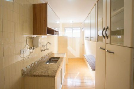 Cozinha de apartamento para alugar com 1 quarto, 55m² em Vila Congonhas, São Paulo