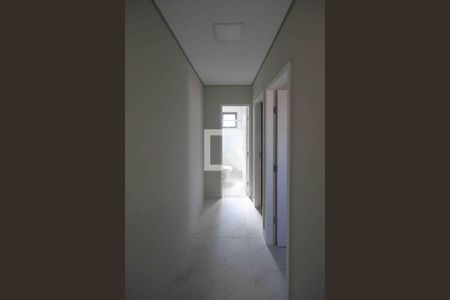 Corredor de apartamento para alugar com 2 quartos, 45m² em Cidade Continental, São Paulo