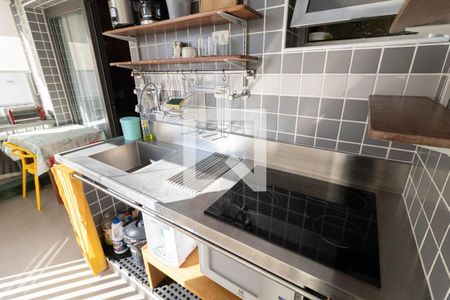 Cozinha de kitnet/studio para alugar com 1 quarto, 32m² em Liberdade, São Paulo