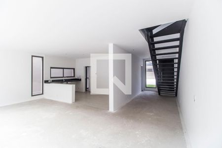 Sala de casa de condomínio à venda com 3 quartos, 230m² em Centro Empresarial Tamboré, Santana de Parnaíba