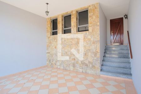 Garagem de casa para alugar com 3 quartos, 200m² em Vila Mafra, São Paulo