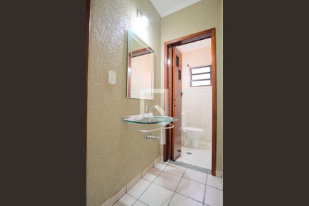 Lavabo de casa à venda com 3 quartos, 200m² em Vila Mafra, São Paulo