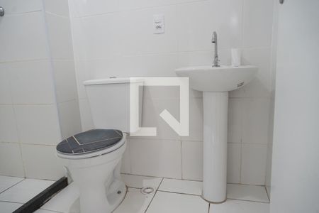 Banheiro de apartamento para alugar com 2 quartos, 44m² em Água Chata, Guarulhos
