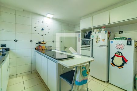 Cozinha de casa à venda com 3 quartos, 180m² em Parque Imperial, São Paulo