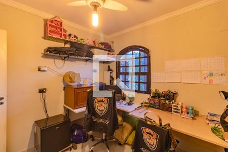 Quarto 1 de casa à venda com 3 quartos, 180m² em Parque Imperial, São Paulo