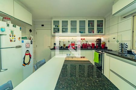 Cozinha de casa à venda com 3 quartos, 180m² em Parque Imperial, São Paulo