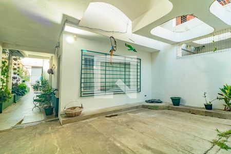 Garagem de casa à venda com 3 quartos, 180m² em Parque Imperial, São Paulo