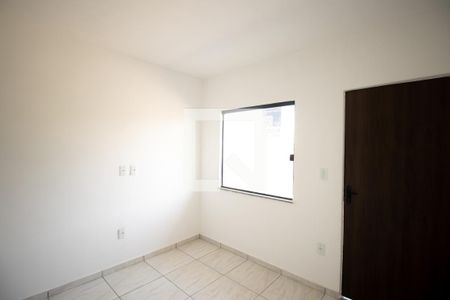 Sala de casa para alugar com 1 quarto, 69m² em Coelho, São Gonçalo