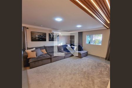 Casa à venda com 3 quartos, 450m² em Interlagos, São Paulo