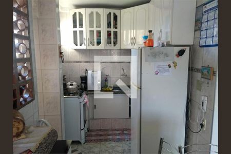 Apartamento à venda com 3 quartos, 60m² em Jardim Santa Josefina, São Paulo