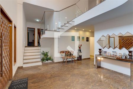 Casa à venda com 5 quartos, 690m² em Jardim Marajoara, São Paulo