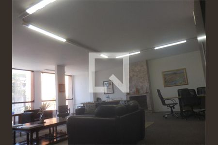 Casa à venda com 7 quartos, 337m² em Santo Amaro, São Paulo