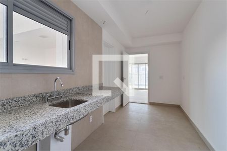 Apartamento à venda com 3 quartos, 121m² em Vila Sofia, São Paulo