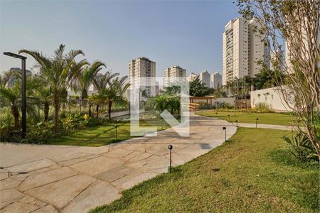 Apartamento à venda com 3 quartos, 121m² em Vila Sofia, São Paulo