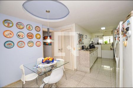 Apartamento à venda com 5 quartos, 483m² em Icaraí, Niterói
