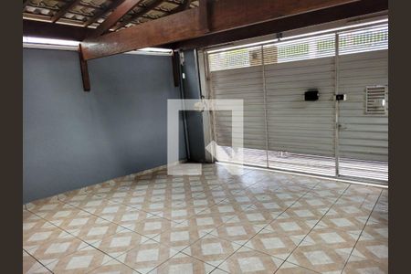 Casa à venda com 3 quartos, 120m² em Vila Carrão, São Paulo