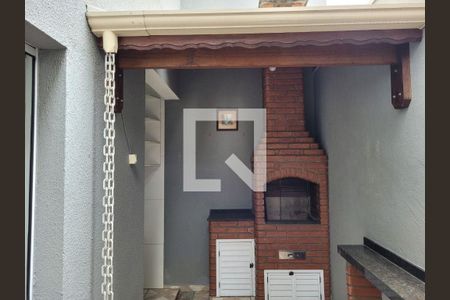 Casa à venda com 3 quartos, 120m² em Vila Carrão, São Paulo