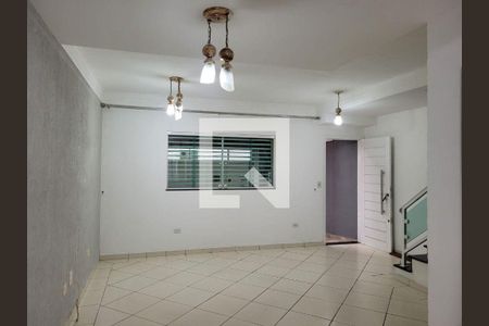 Casa à venda com 3 quartos, 120m² em Vila Carrão, São Paulo