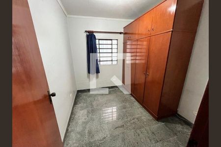 Casa à venda com 3 quartos, 110m² em Parque Imperial, São Paulo
