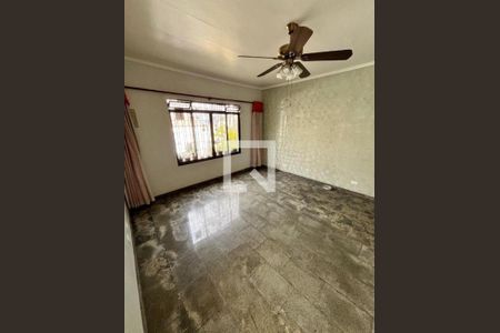 Casa à venda com 3 quartos, 110m² em Parque Imperial, São Paulo