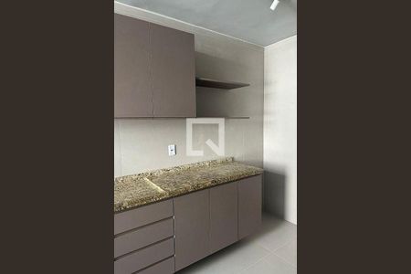 Apartamento à venda com 2 quartos, 58m² em Vila Ipiranga, Porto Alegre