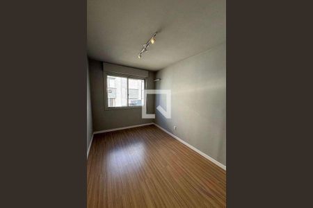 Apartamento à venda com 2 quartos, 58m² em Vila Ipiranga, Porto Alegre