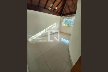 Casa à venda com 5 quartos, 530m² em São Bento, Belo Horizonte