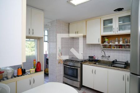 Cozinha de apartamento à venda com 3 quartos, 130m² em Badu, Niterói