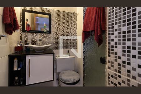 Banheiro de apartamento à venda com 2 quartos, 80m² em Vila Robertina, São Paulo