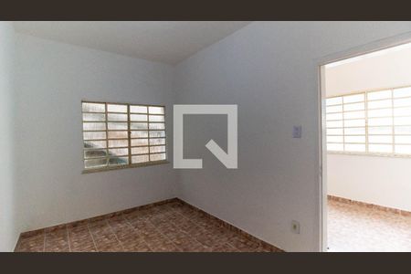 Quarto  de casa para alugar com 1 quarto, 40m² em Santa Rosa, Niterói
