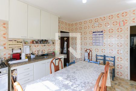Cozinha de casa para alugar com 3 quartos, 270m² em Jaguaré, São Paulo