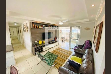 Sala de apartamento para alugar com 3 quartos, 111m² em Jardim Tres Marias, Guarujá