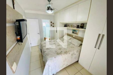 Quarto de apartamento para alugar com 3 quartos, 111m² em Jardim Tres Marias, Guarujá