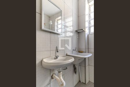 Banheiro de kitnet/studio à venda com 1 quarto, 45m² em República, São Paulo