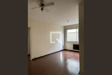 Sala de apartamento à venda com 1 quarto, 49m² em São João, Porto Alegre