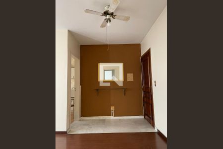 Sala de apartamento à venda com 1 quarto, 49m² em São João, Porto Alegre