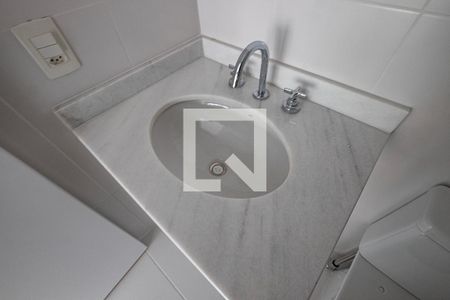 Suíte - Banheiro de apartamento à venda com 2 quartos, 69m² em Sumaré, São Paulo