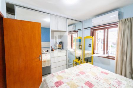 Quarto de casa de condomínio à venda com 1 quarto, 45m² em Guarujá, Porto Alegre