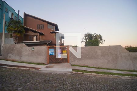 Fachada de casa à venda com 4 quartos, 249m² em Padre Reus, São Leopoldo