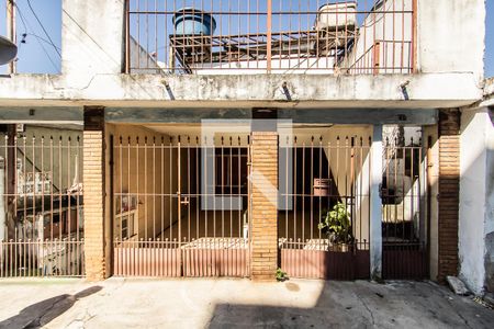 Fachada de casa à venda com 4 quartos, 300m² em Vila Paranagua, São Paulo