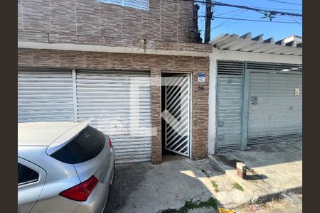 Fachada de casa para alugar com 1 quarto, 60m² em Vila Aurora (zona Norte), São Paulo
