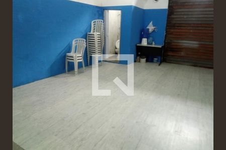 Casa à venda com 2 quartos, 250m² em Parque João Ramalho, Santo André
