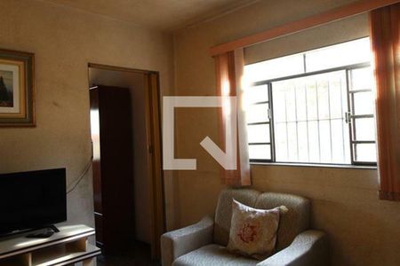 Casa à venda com 3 quartos, 240m² em Parque das Nações, Santo André