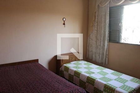 Casa à venda com 3 quartos, 240m² em Parque das Nações, Santo André