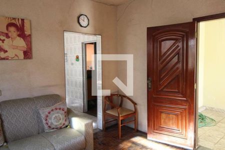 Casa à venda com 3 quartos, 240m² em Parque das Nações, Santo André