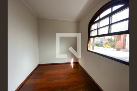 Casa à venda com 3 quartos, 125m² em Jardim Itapoan, Santo André