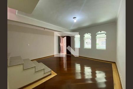 Casa à venda com 3 quartos, 125m² em Jardim Itapoan, Santo André