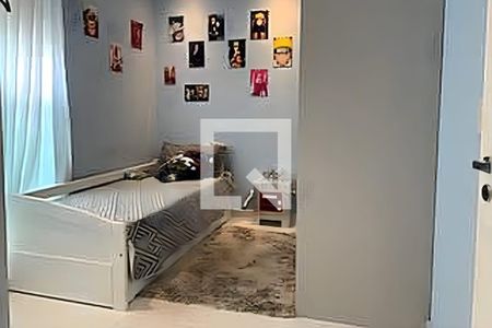 Casa à venda com 3 quartos, 250m² em Parque das Nações, Santo André