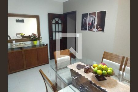 Casa à venda com 4 quartos, 150m² em Parque das Nações, Santo André