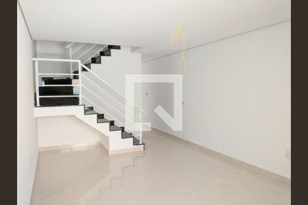 Casa à venda com 3 quartos, 96m² em Vila Curuçá, Santo André